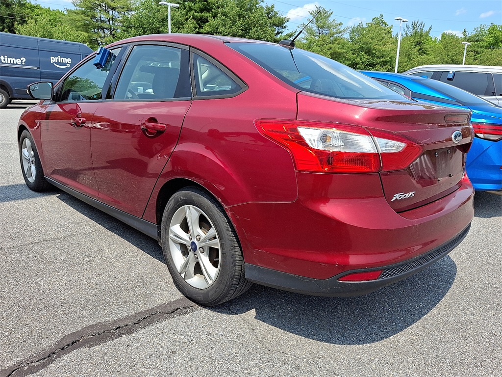 2014 Ford Focus SE - Photo 4