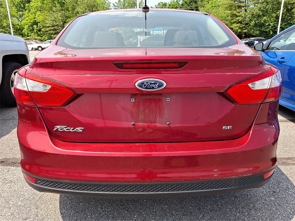 2014 Ford Focus SE - Photo 5
