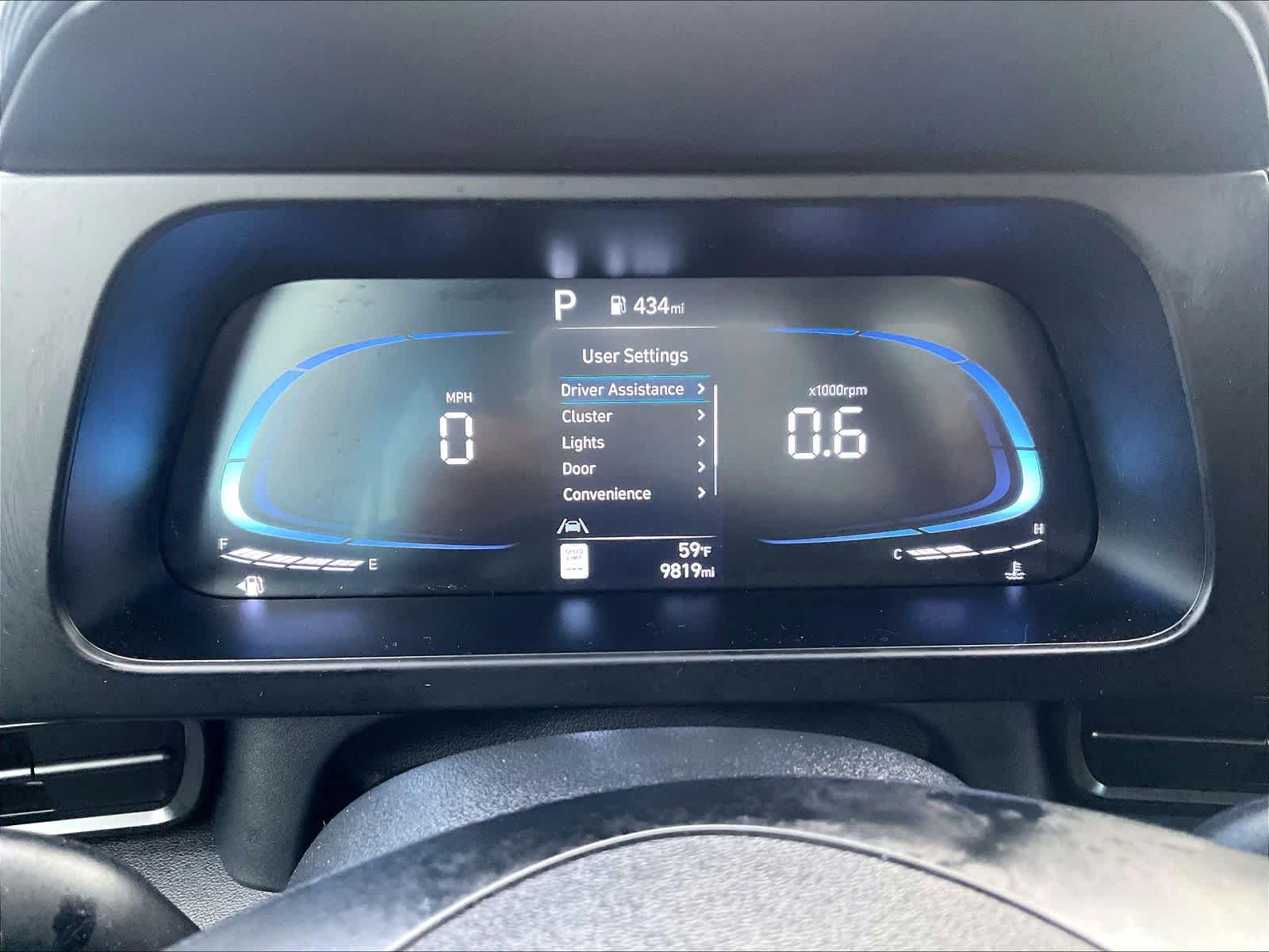 2025 Hyundai Elantra SEL Sport - Photo 41