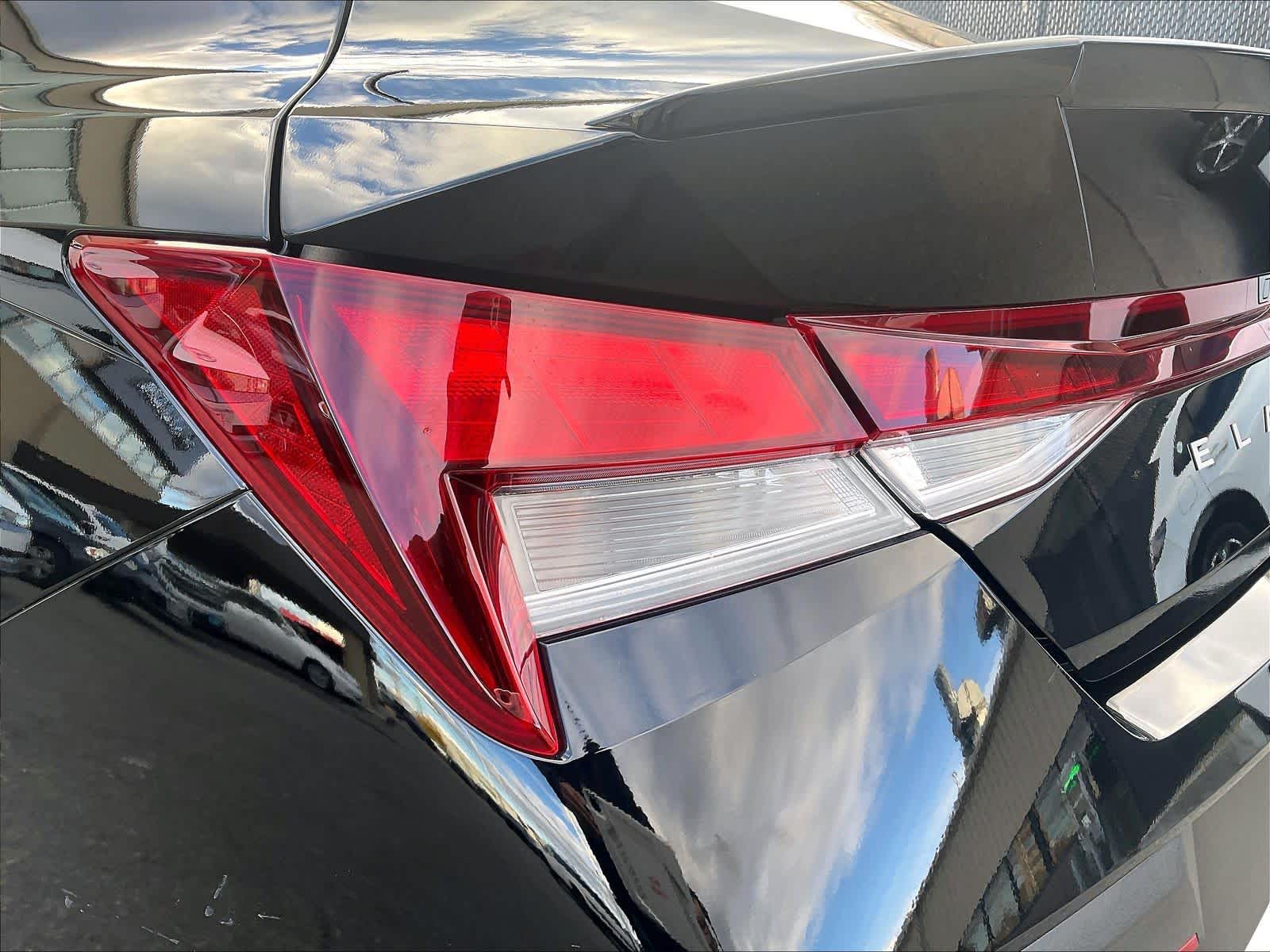 2025 Hyundai Elantra SEL Sport - Photo 50