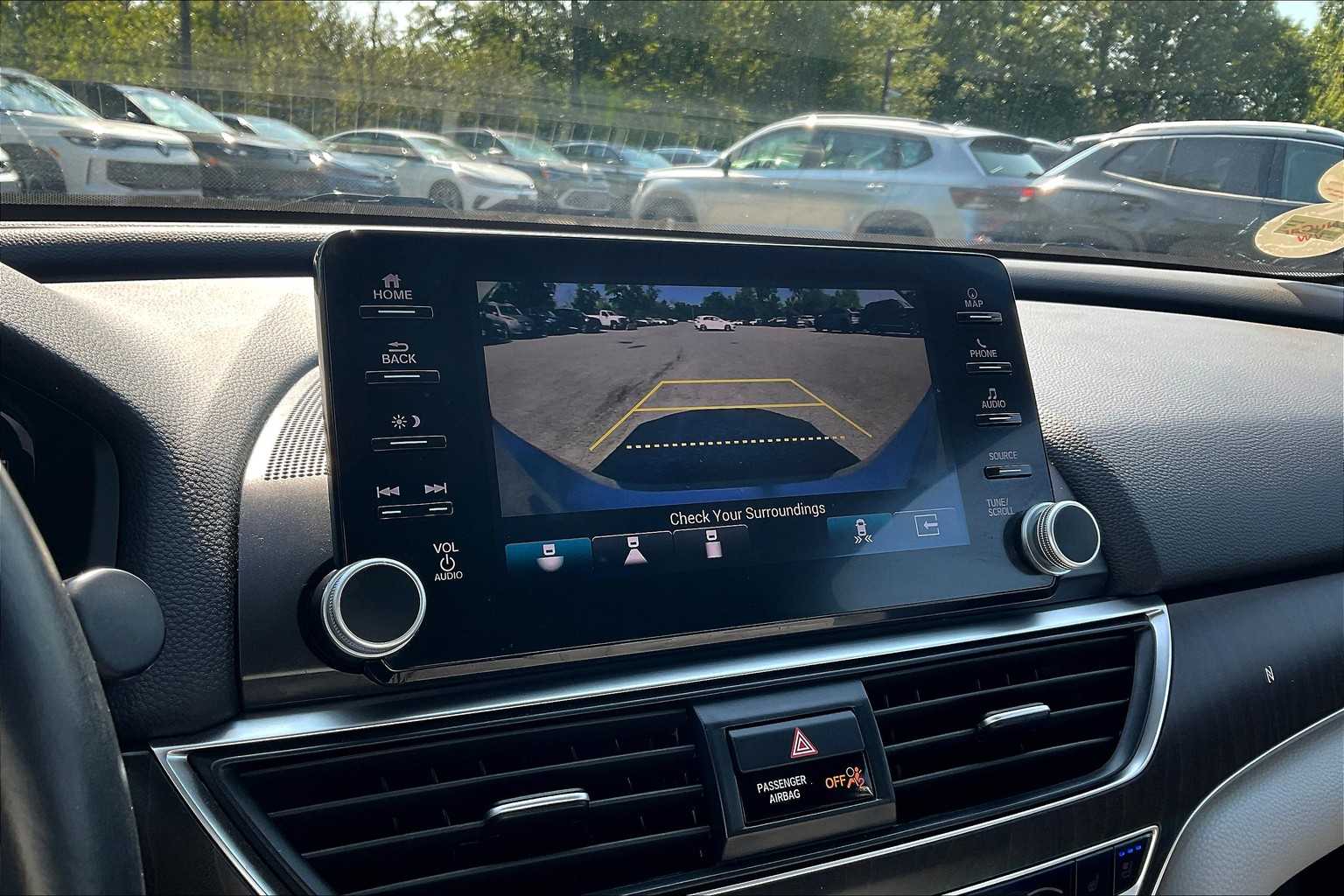 2018 Honda Accord Touring 2.0T - Photo 19