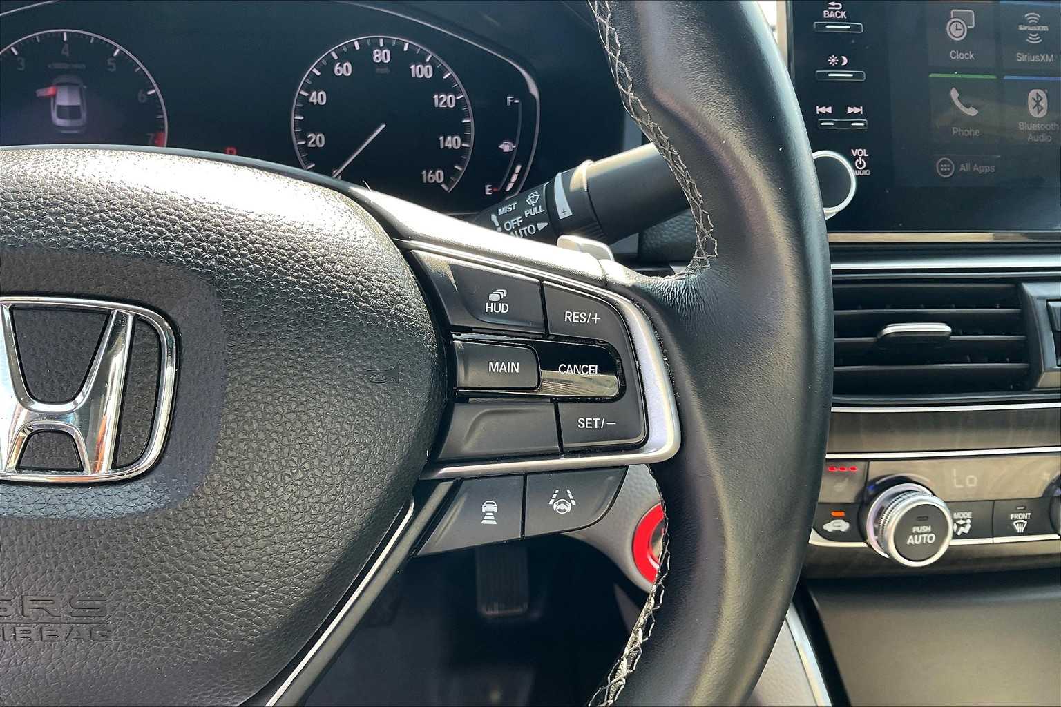 2018 Honda Accord Touring 2.0T - Photo 24