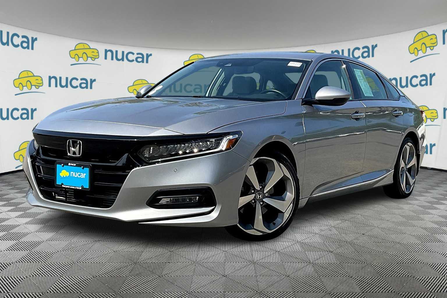 2018 Honda Accord Touring 2.0T - Photo 3