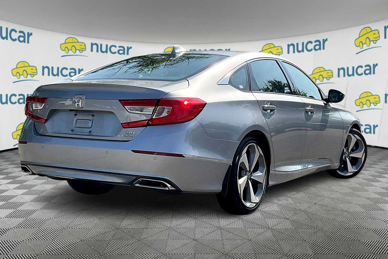 2018 Honda Accord Touring 2.0T - Photo 6