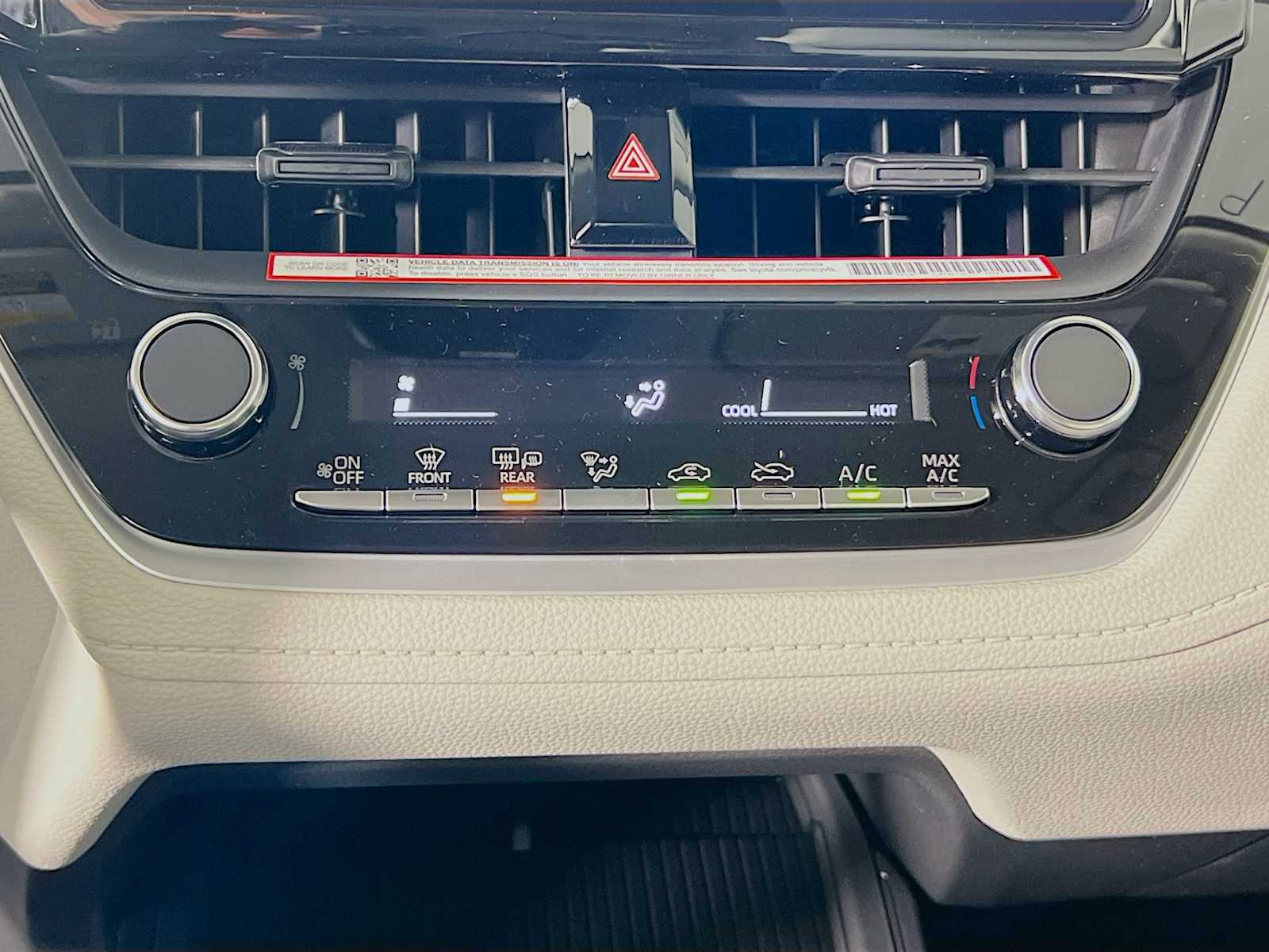 2026 Toyota Corolla Cross L - Photo 10