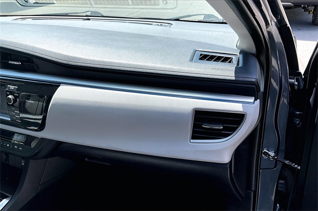 2014 Toyota Corolla L - Photo 17