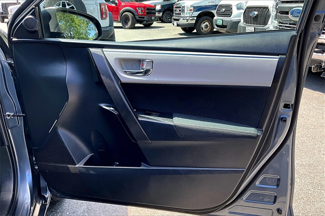 2014 Toyota Corolla L - Photo 19