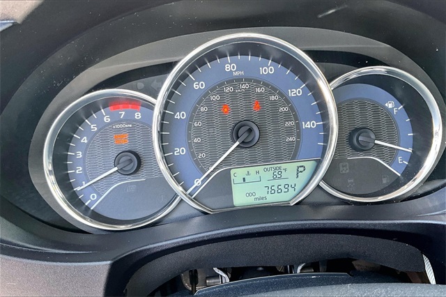 2014 Toyota Corolla L - Photo 25