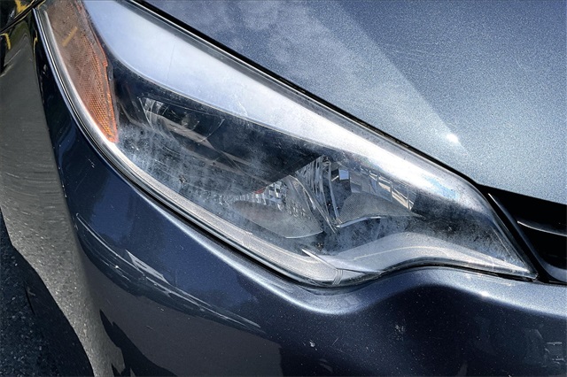 2014 Toyota Corolla L - Photo 30