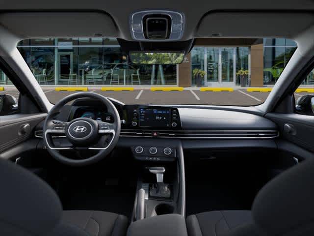 2025 Hyundai Elantra SE - Photo 11