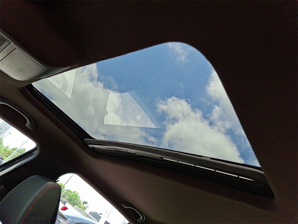 2010 Volkswagen GTI Base - Photo 16