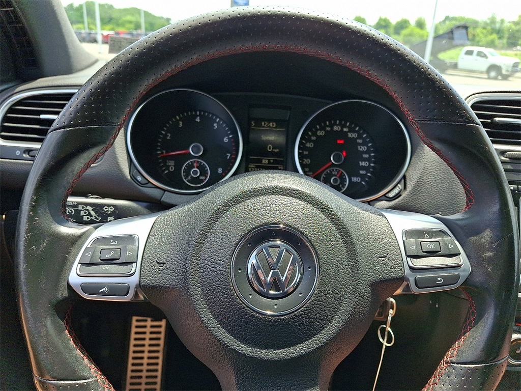 2010 Volkswagen GTI Base - Photo 20