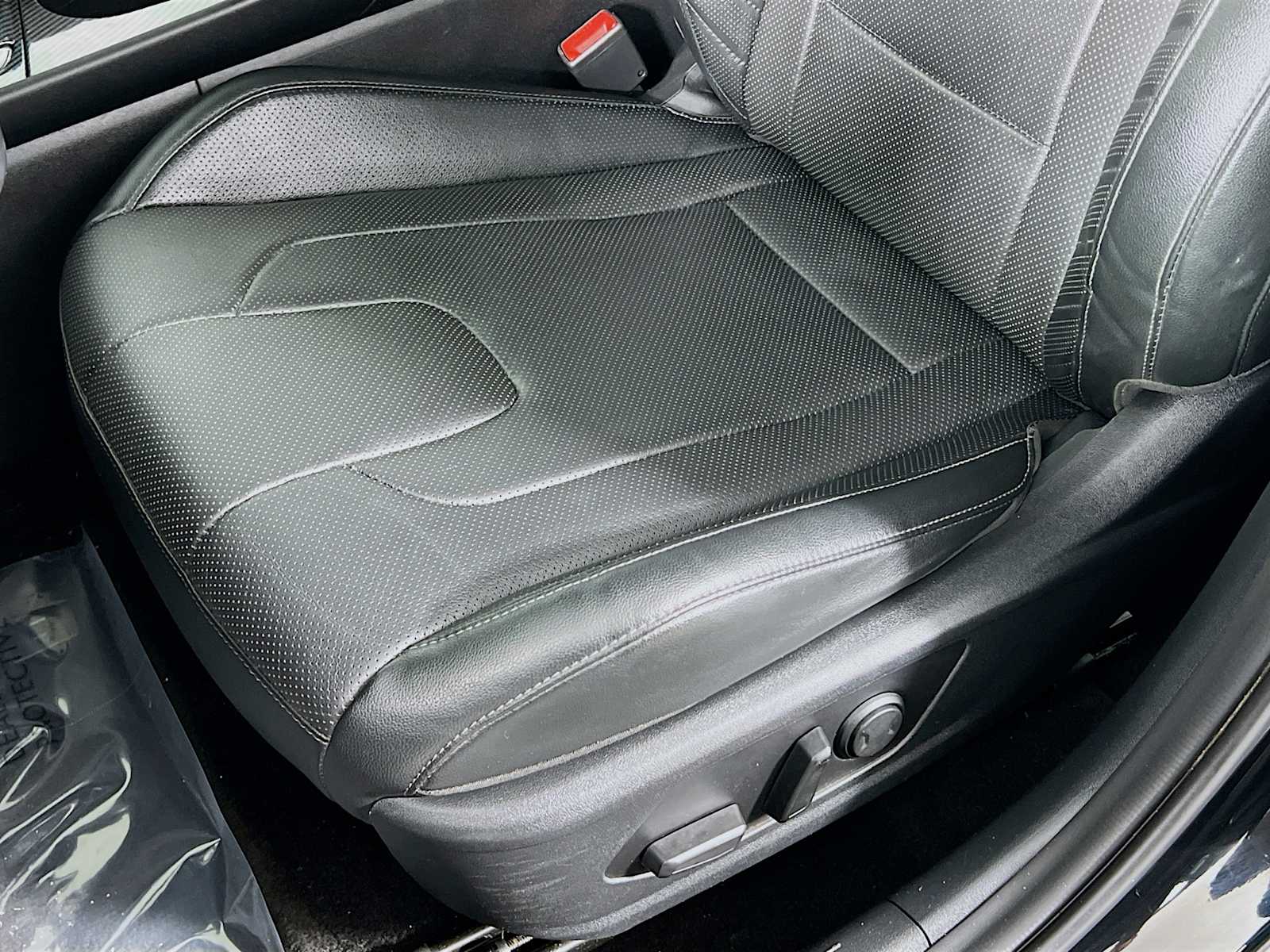 2023 Hyundai Elantra Limited - Photo 20