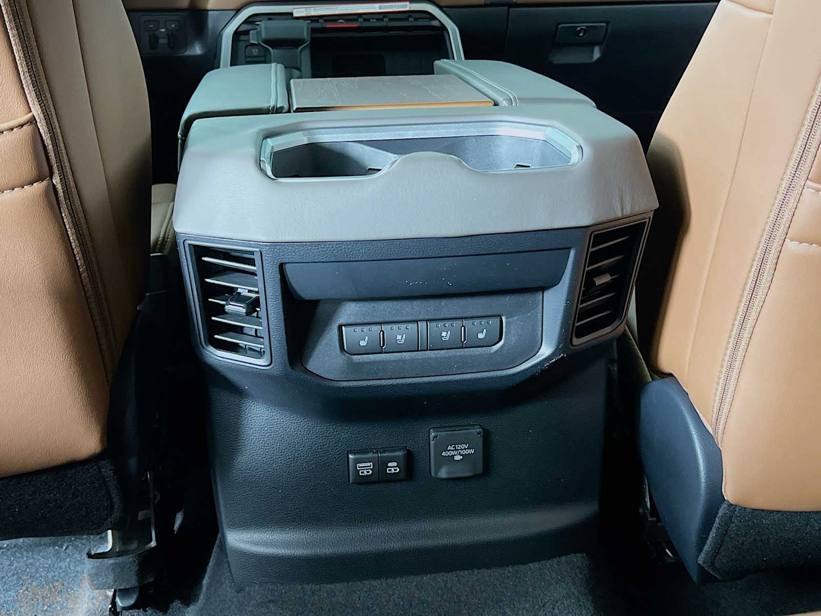 2025 Toyota Tundra 1794 Edition - Photo 14