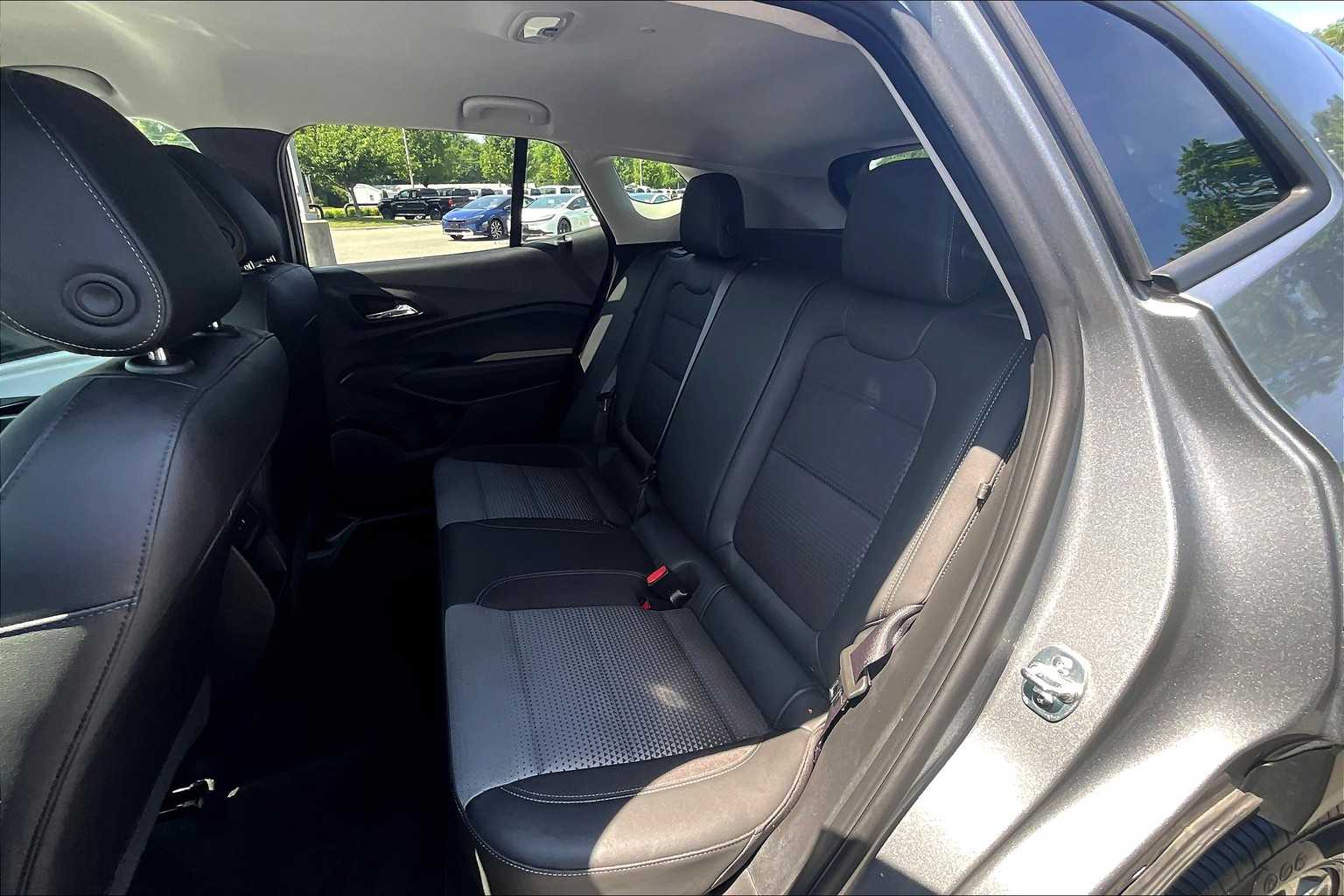 2024 Chevrolet Trax LT - Photo 15