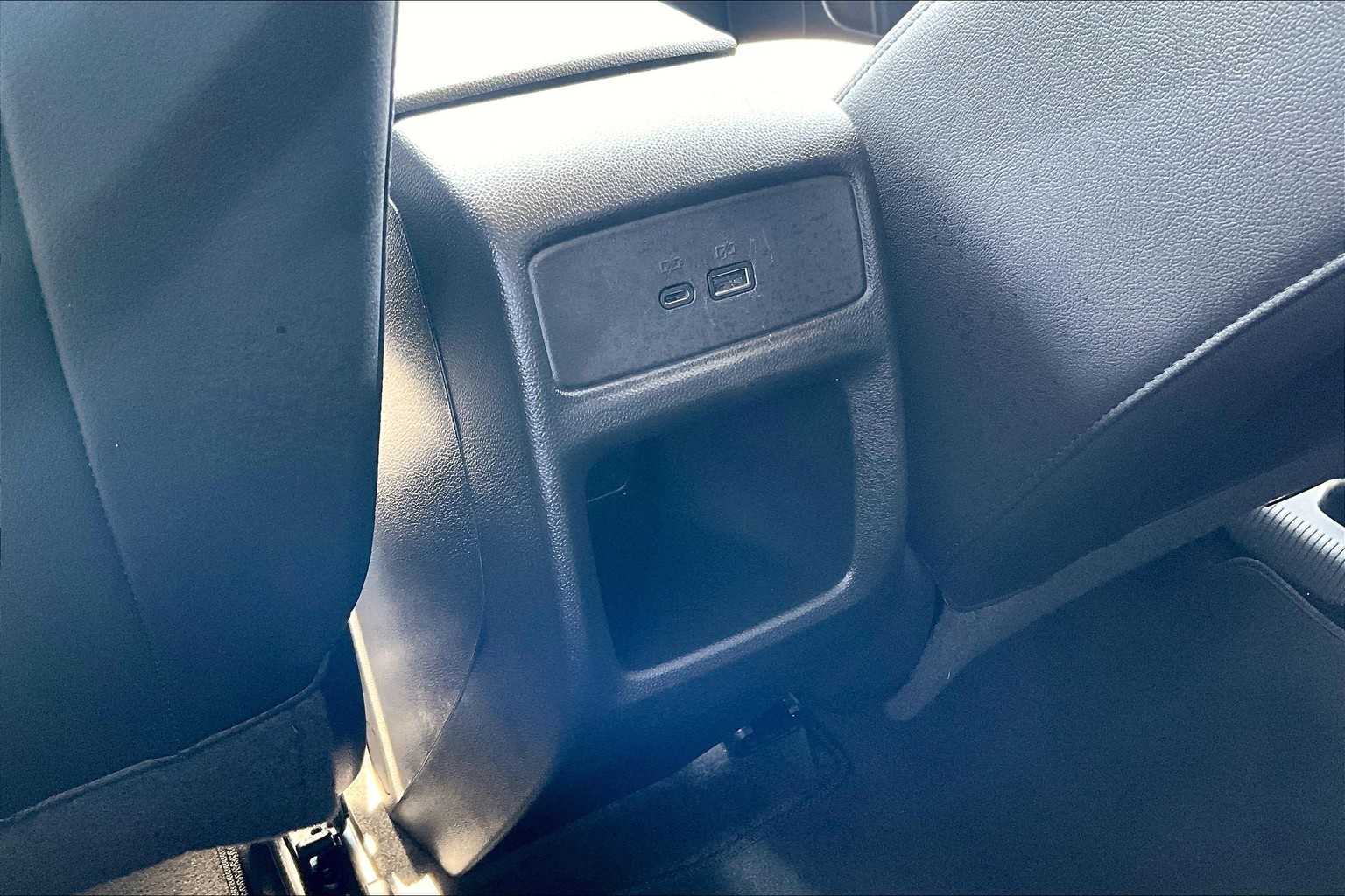 2024 Chevrolet Trax LT - Photo 28