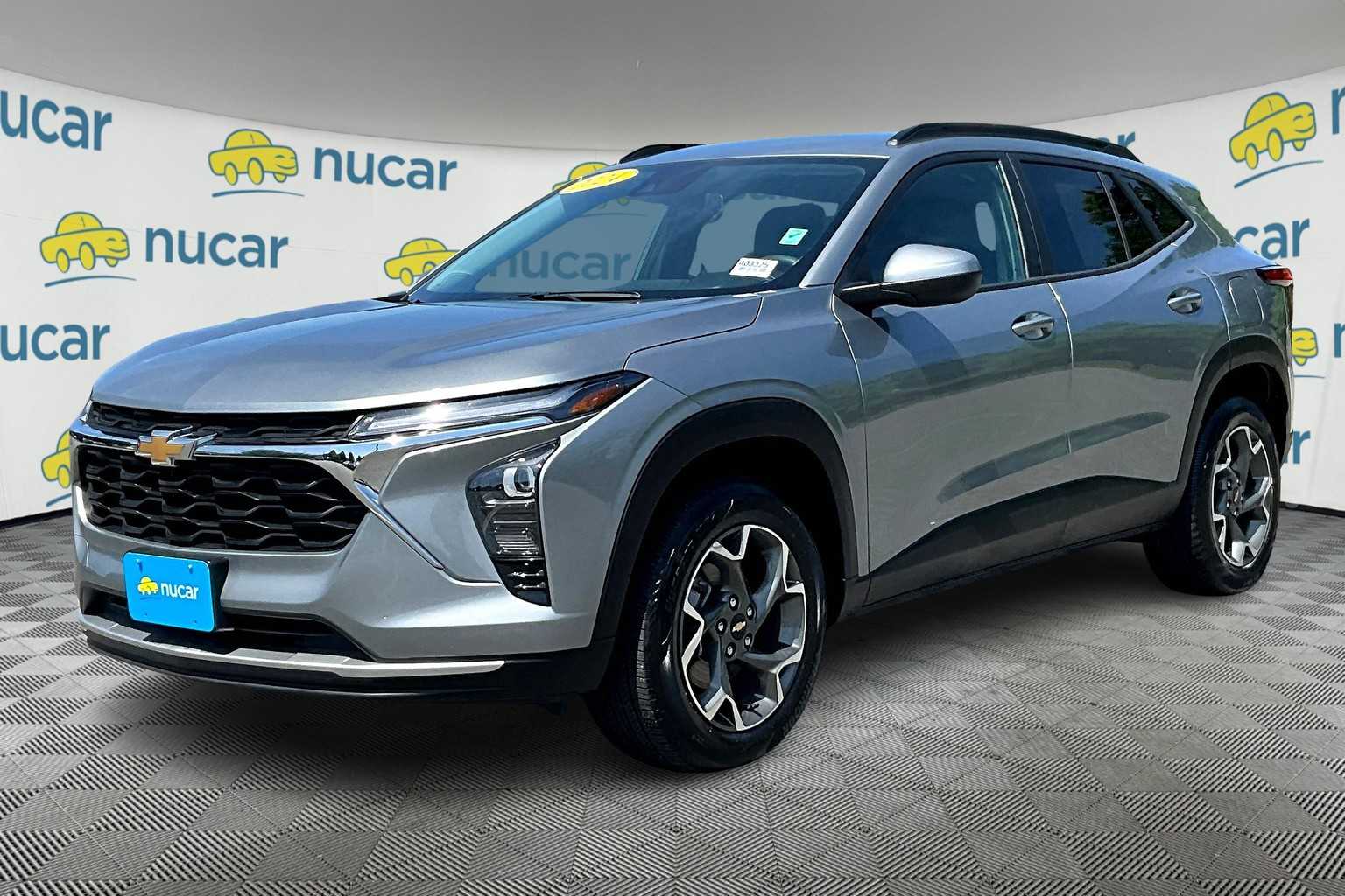 2024 Chevrolet Trax LT - Photo 3