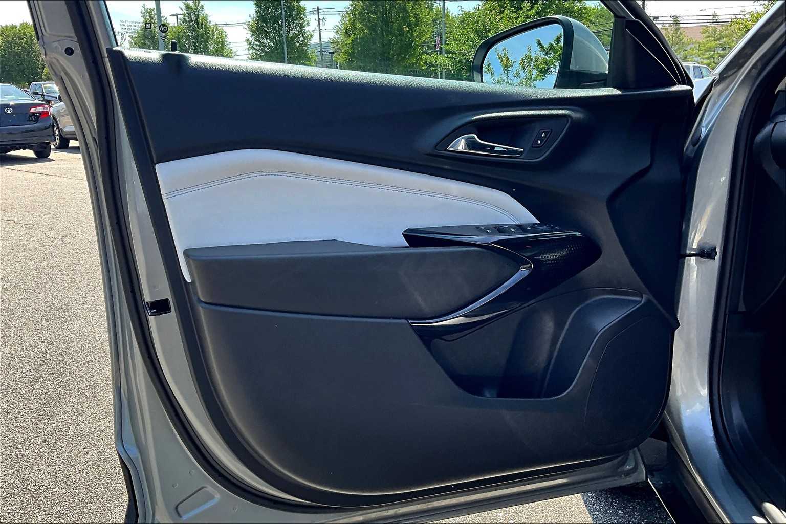 2024 Chevrolet Trax LT - Photo 9