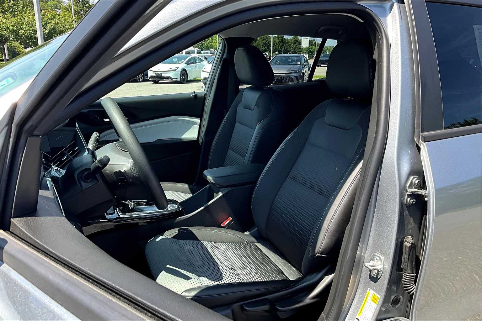 2024 Chevrolet Trax LT - Photo 10