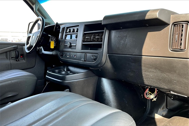 2019 Chevrolet Express 2500 Work Van - Photo 13