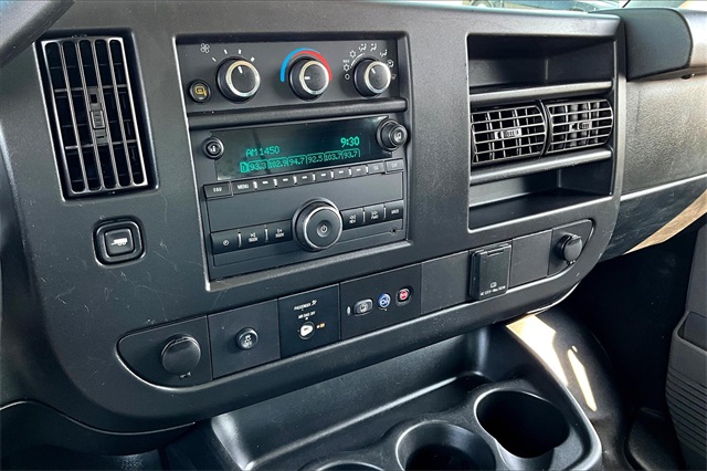 2019 Chevrolet Express 2500 Work Van - Photo 15