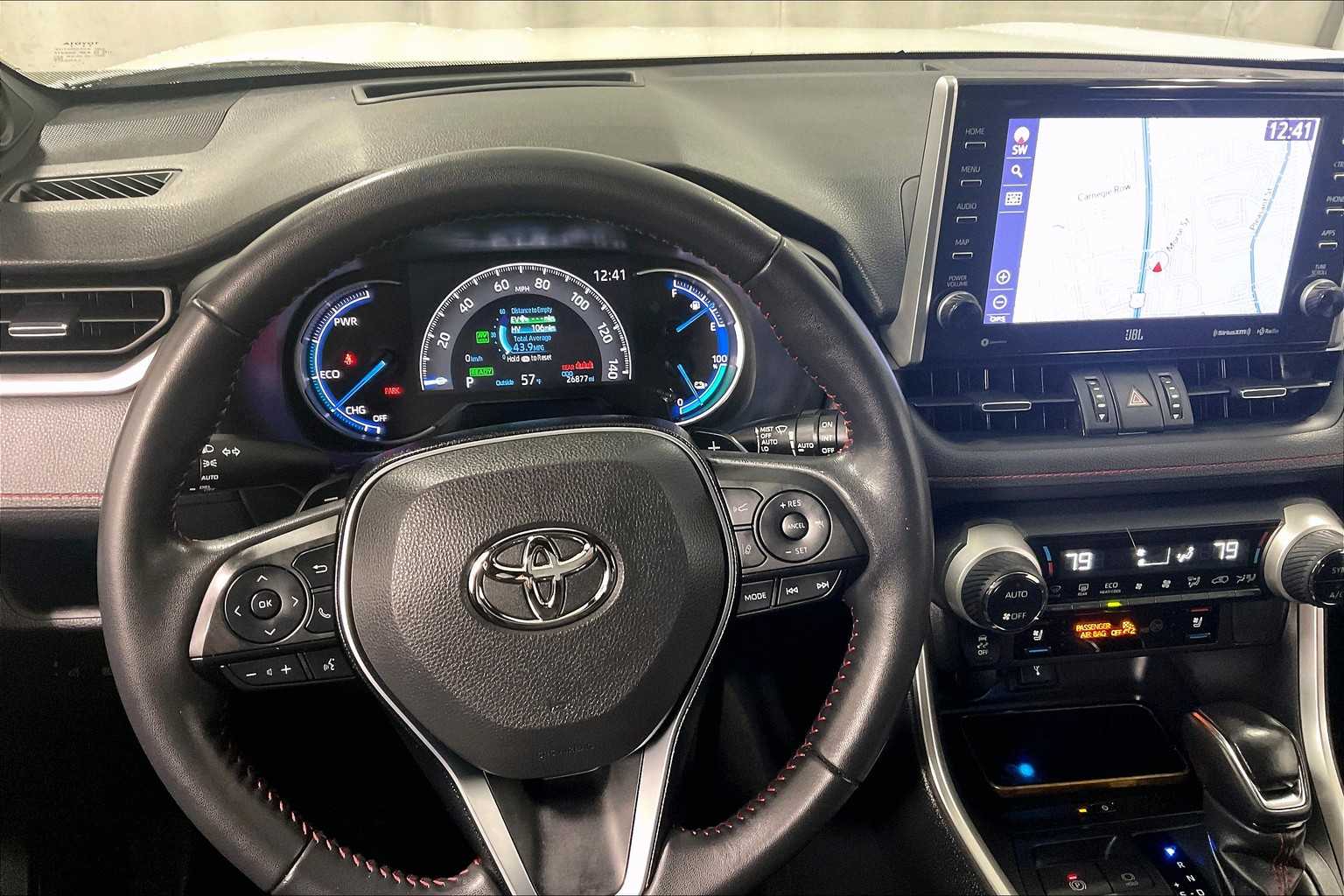 2022 Toyota RAV4 Prime XSE - Photo 19