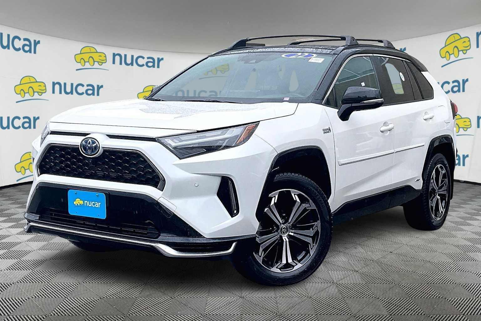 2022 Toyota RAV4 Prime XSE - Photo 3