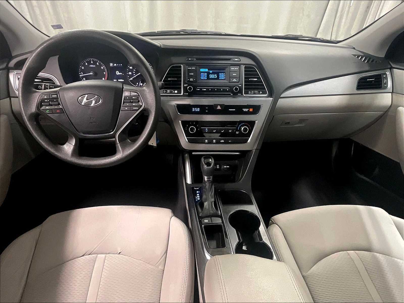 2015 Hyundai Sonata 2.4L SE - Photo 20