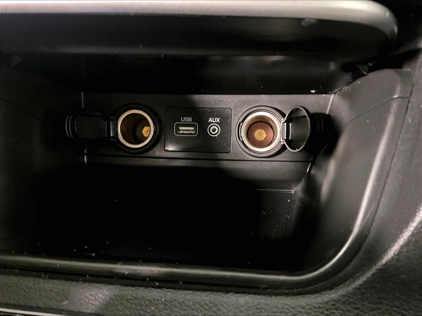 2015 Hyundai Sonata 2.4L SE - Photo 25