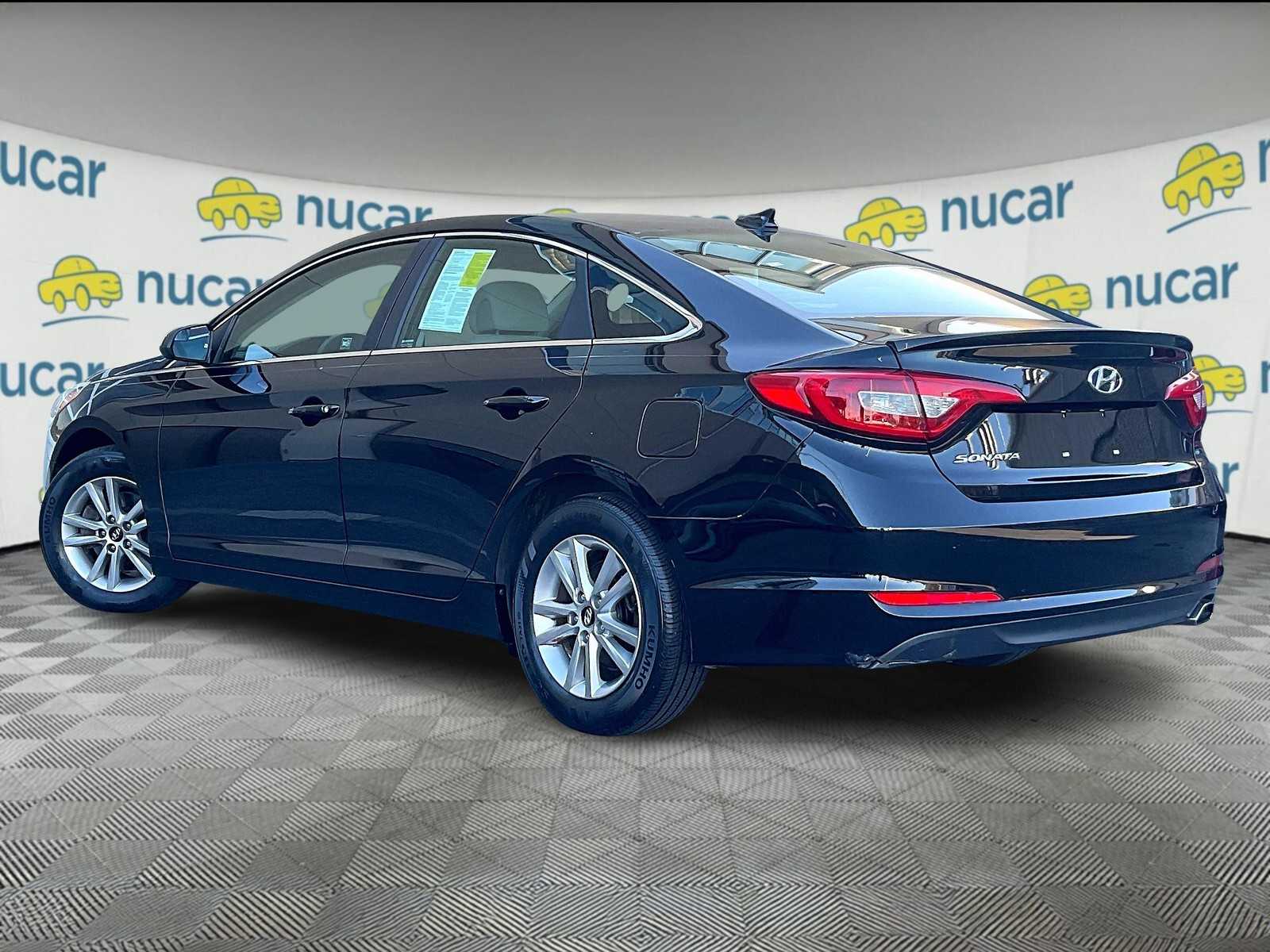 2015 Hyundai Sonata 2.4L SE - Photo 4