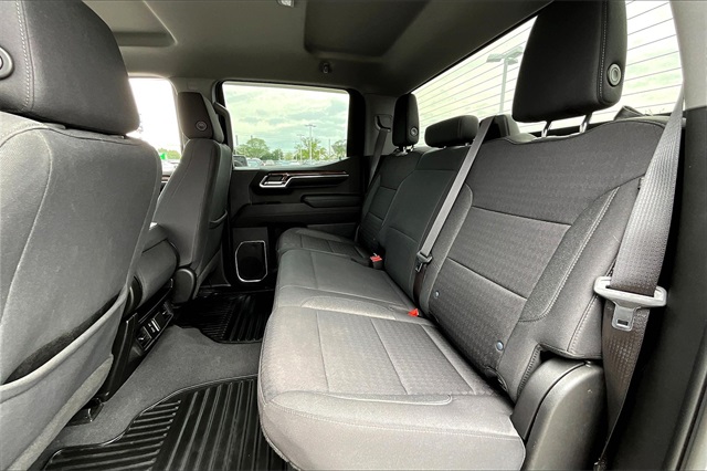 2023 Chevrolet Silverado 1500 LT - Photo 14