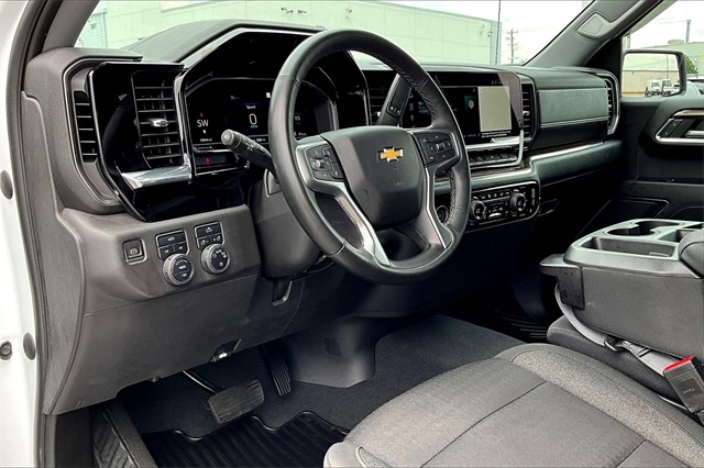 2023 Chevrolet Silverado 1500 LT - Photo 8