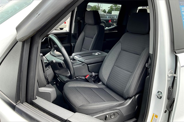 2023 Chevrolet Silverado 1500 LT - Photo 10