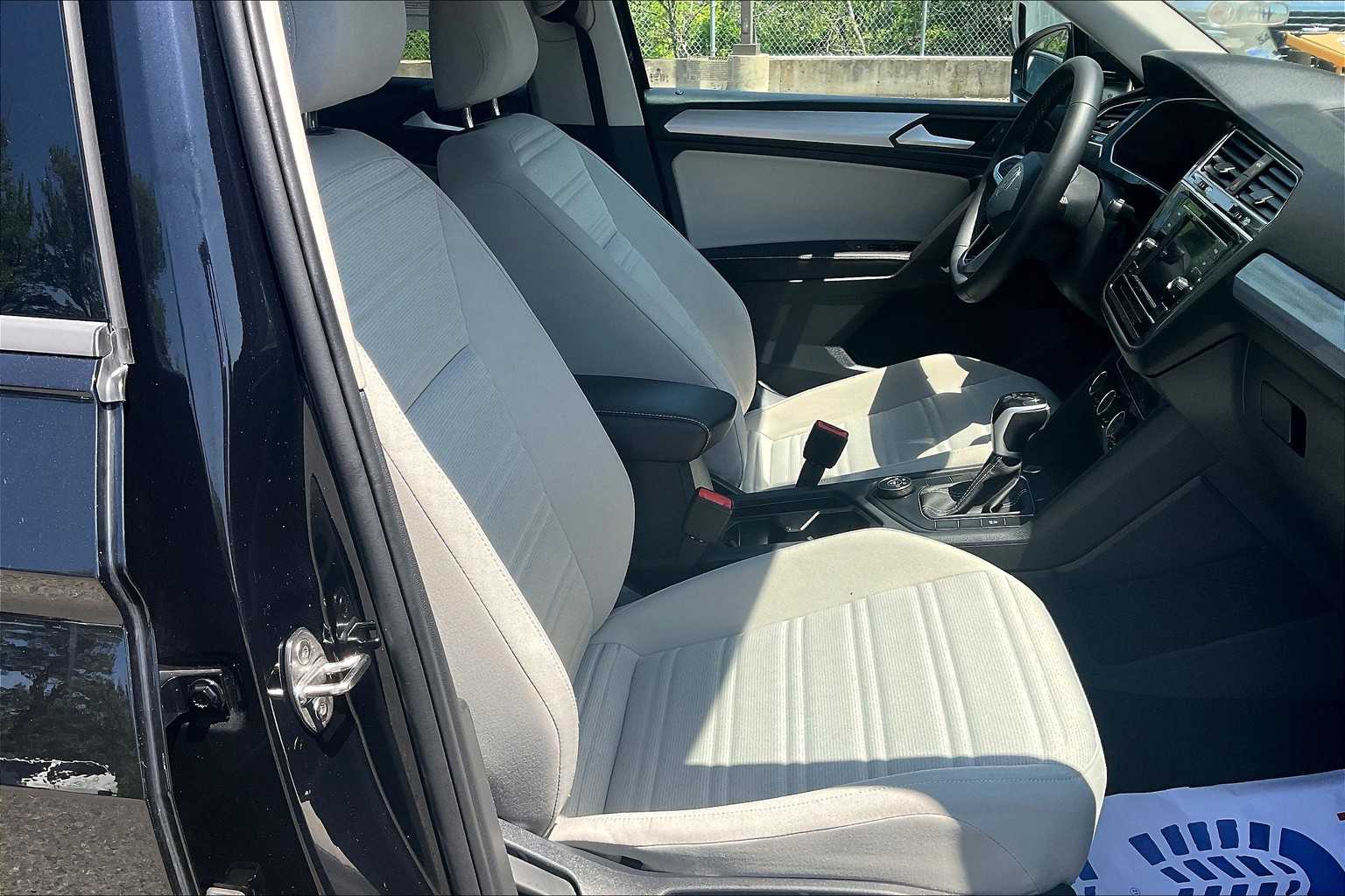 2024 Volkswagen Tiguan S - Photo 11