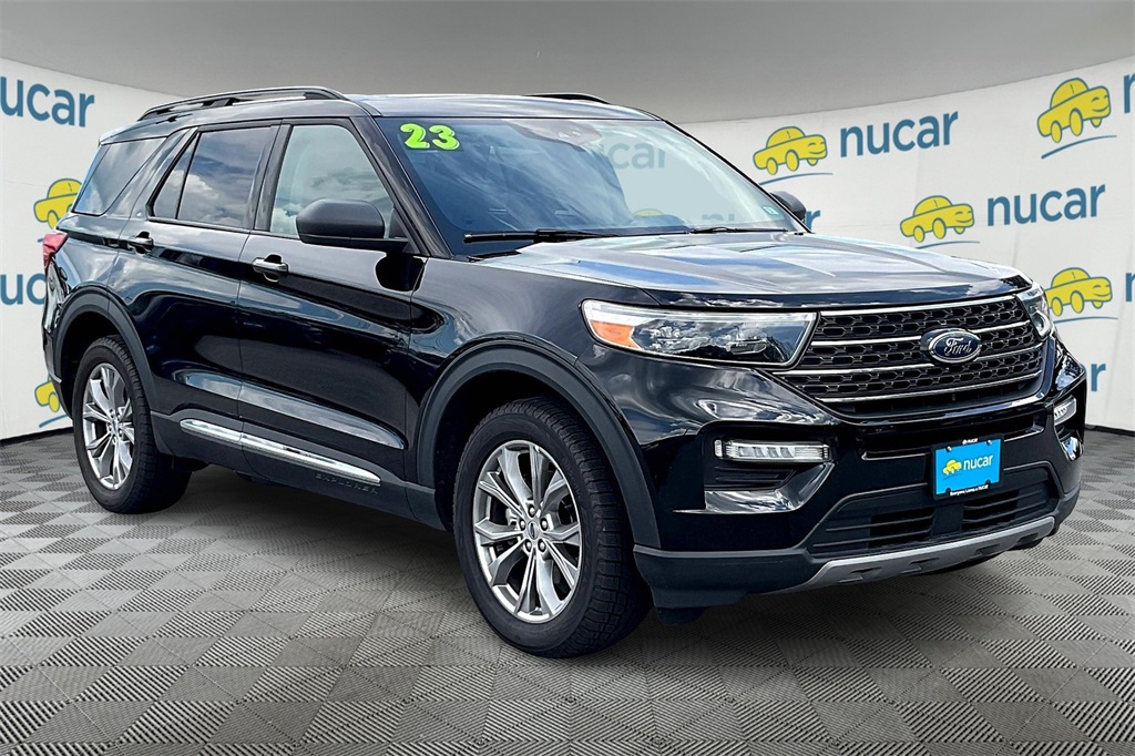 2023 Ford Explorer XLT - Photo 1