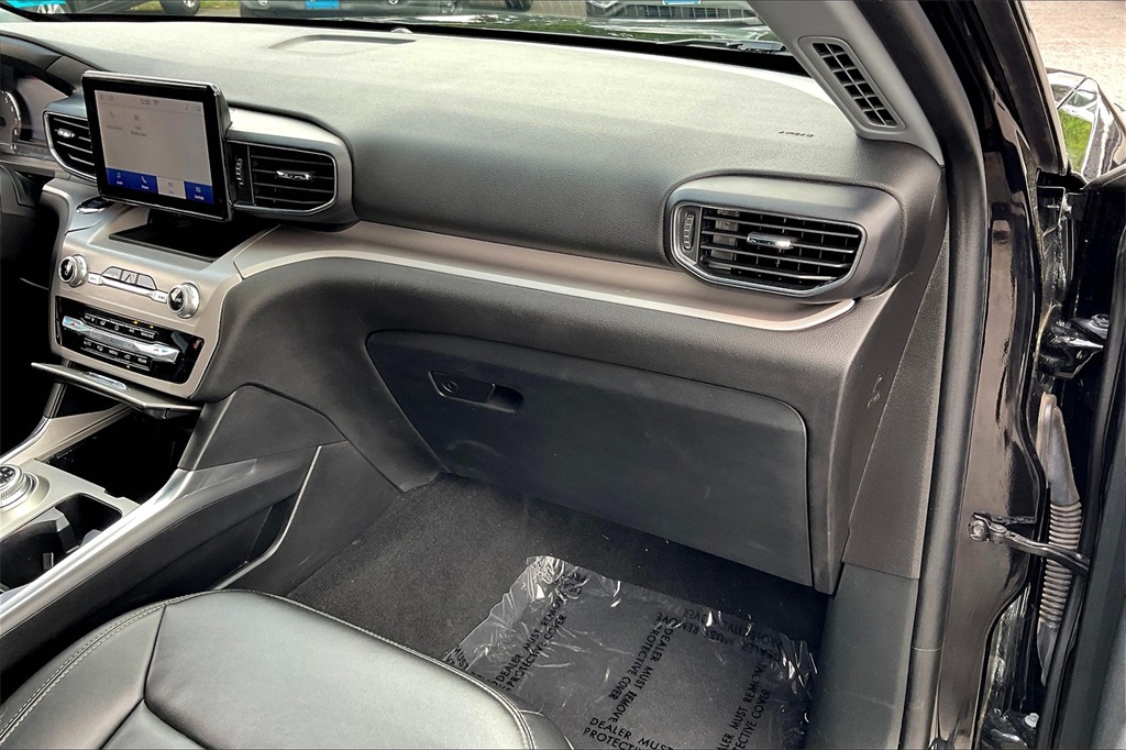 2023 Ford Explorer XLT - Photo 12