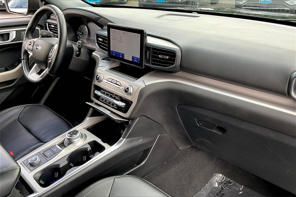 2023 Ford Explorer XLT - Photo 13