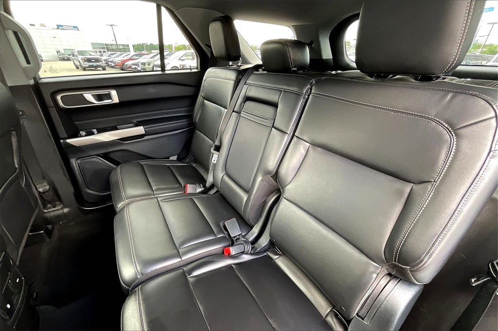 2023 Ford Explorer XLT - Photo 14