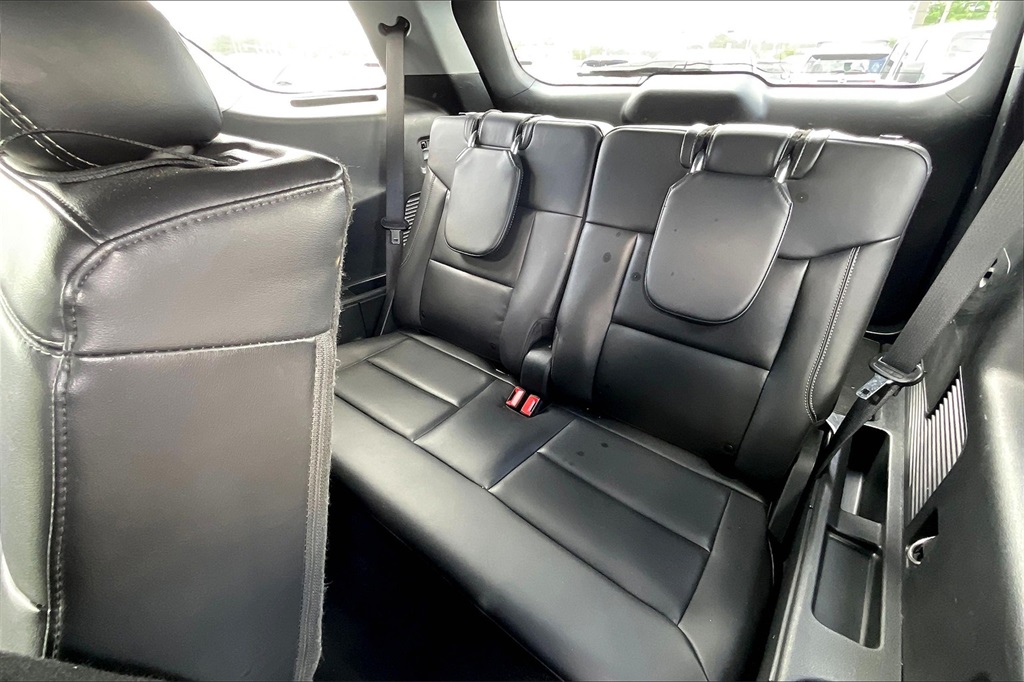 2023 Ford Explorer XLT - Photo 16