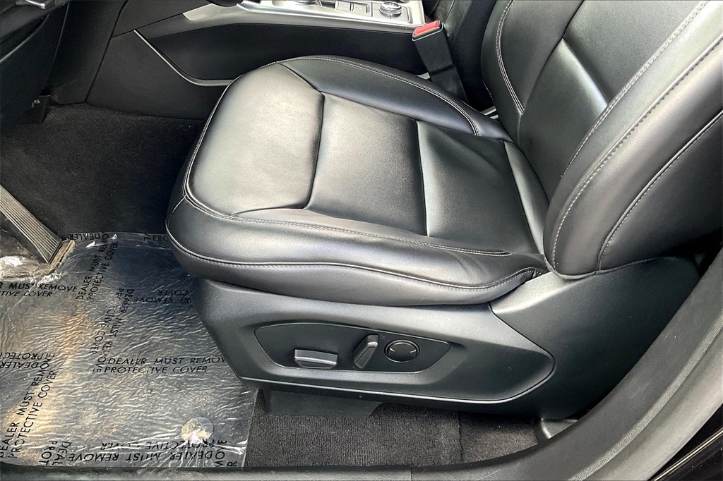 2023 Ford Explorer XLT - Photo 35