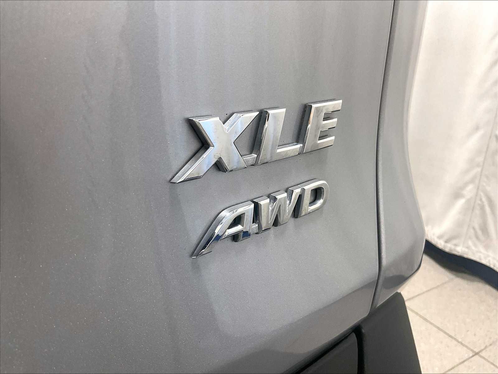 2023 Toyota RAV4 XLE - Photo 29