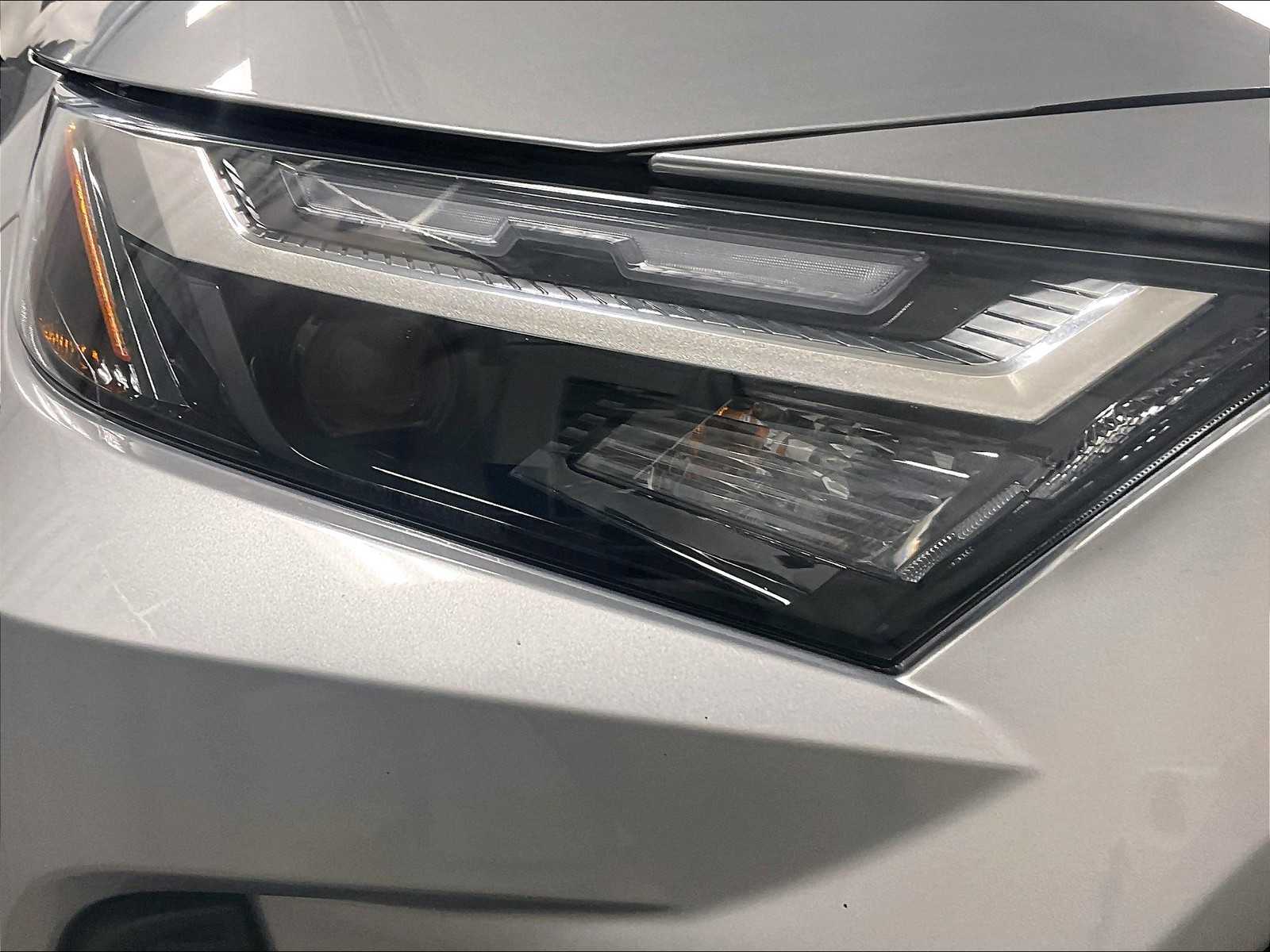 2023 Toyota RAV4 XLE - Photo 33