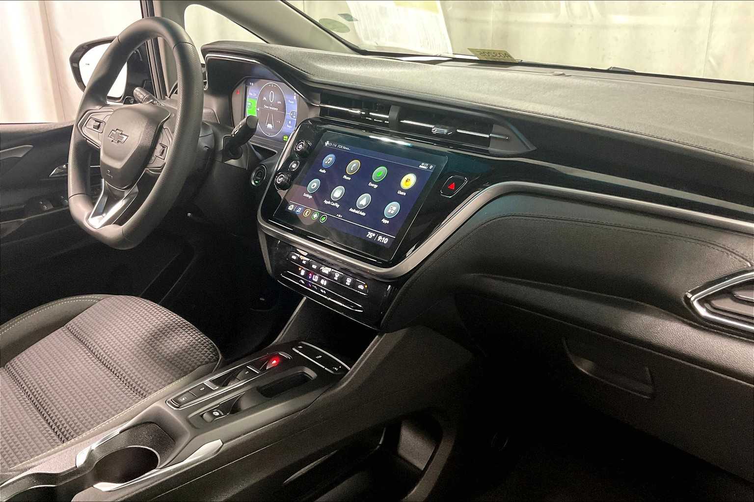 2023 Chevrolet Bolt EV 1LT - Photo 14