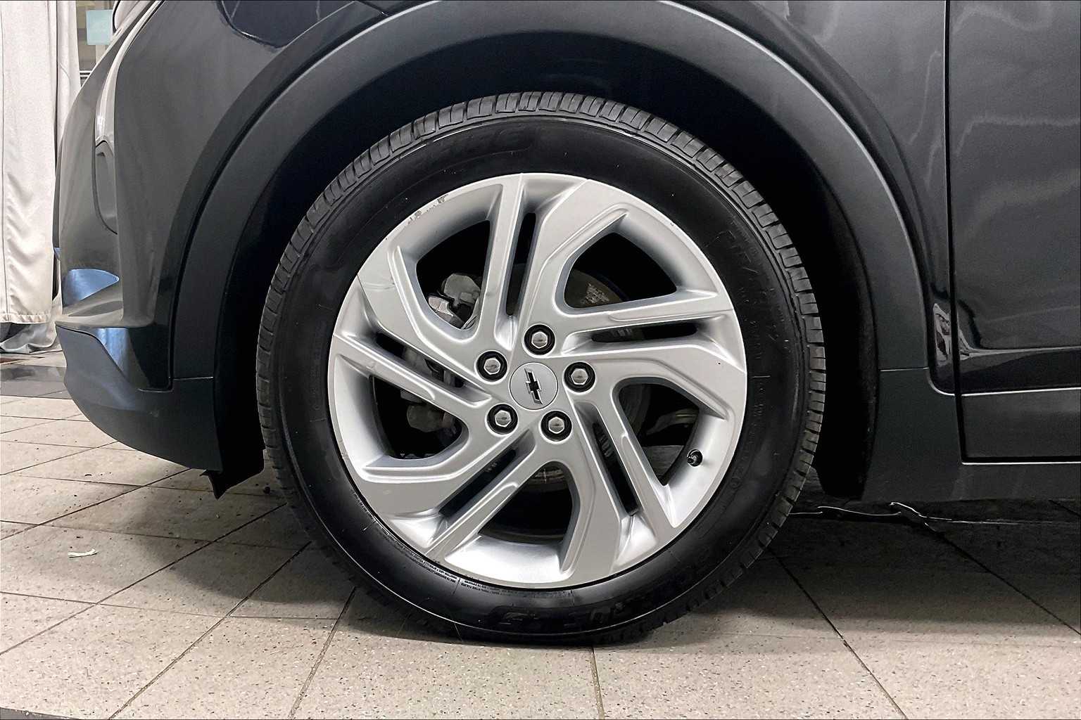 2023 Chevrolet Bolt EV 1LT - Photo 7