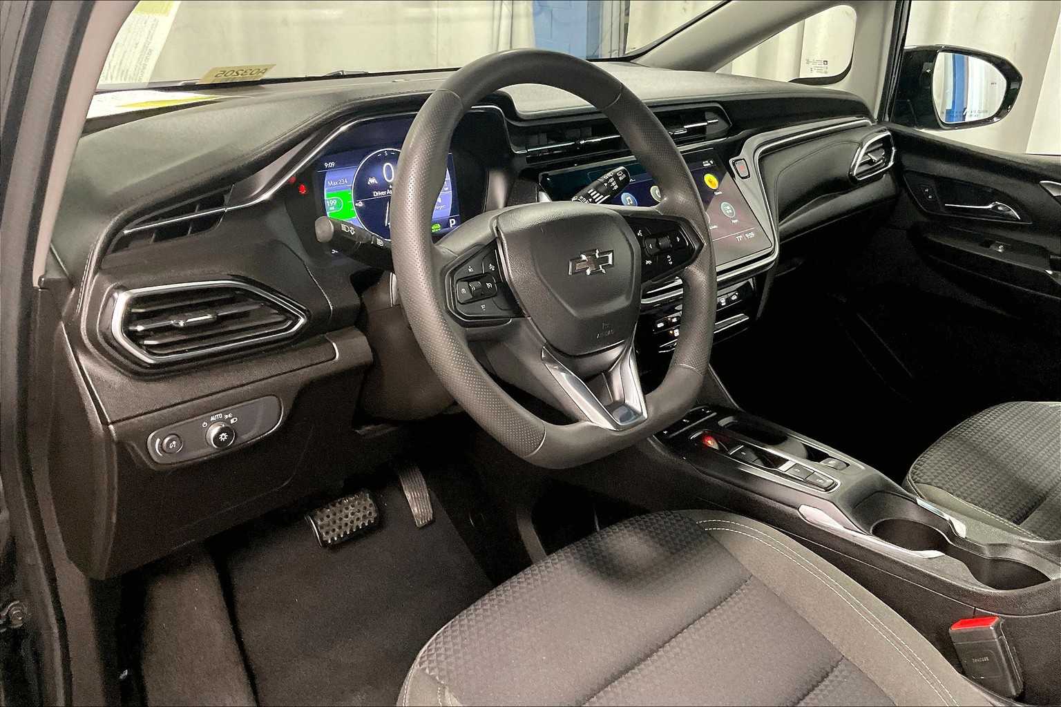 2023 Chevrolet Bolt EV 1LT - Photo 8