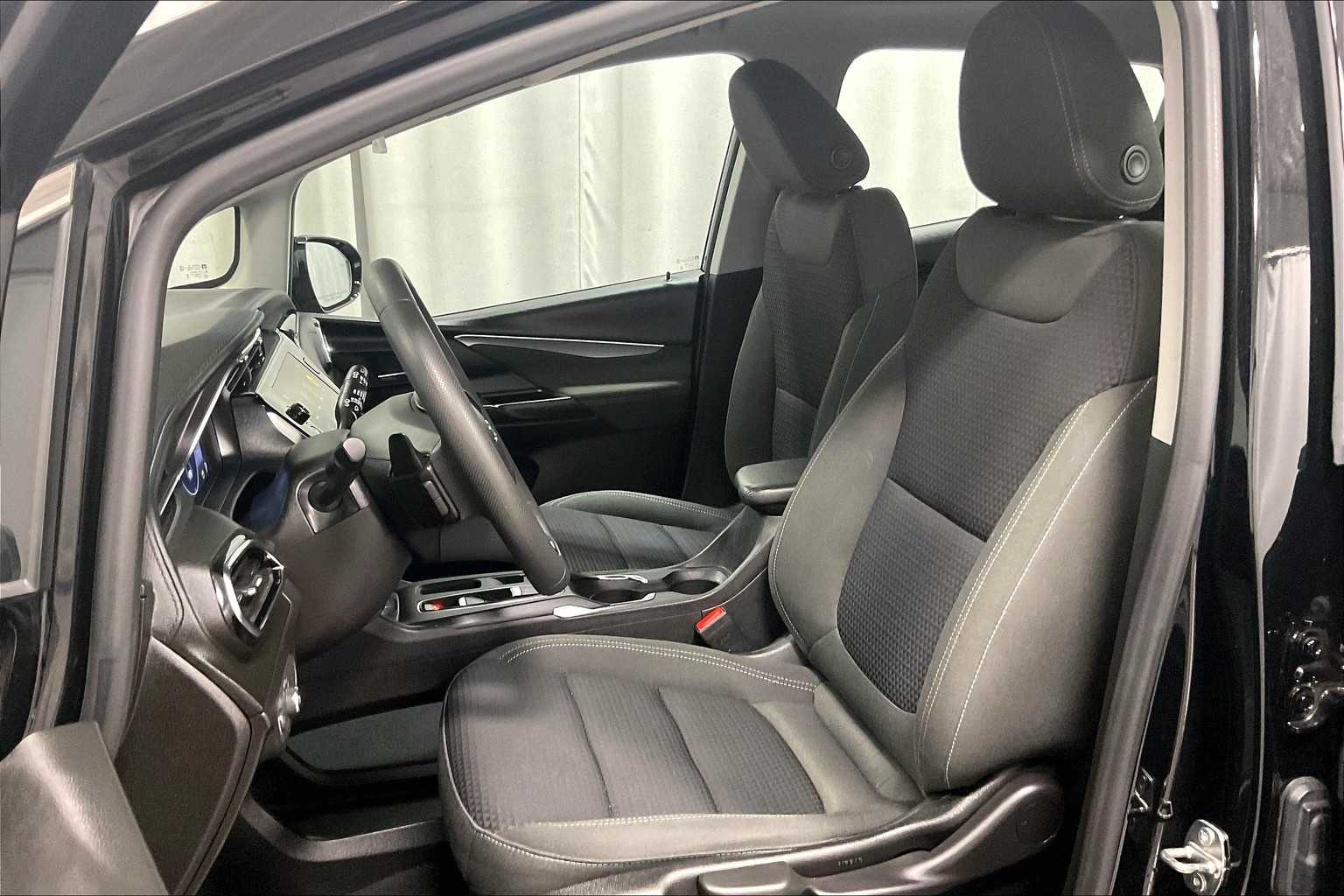 2023 Chevrolet Bolt EV 1LT - Photo 10