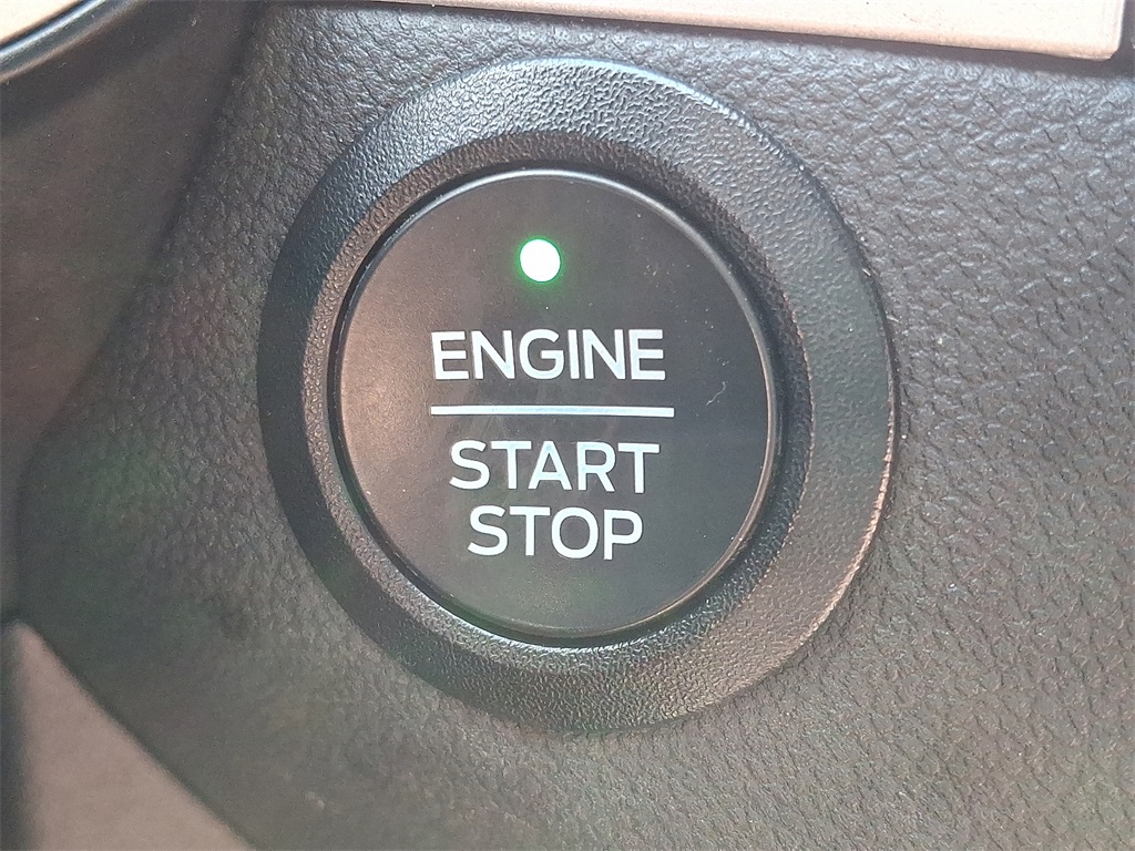2022 Ford Escape SE - Photo 22