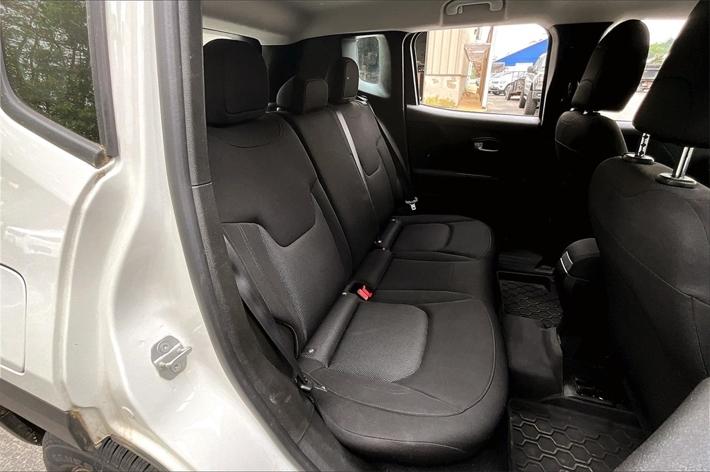 2019 Jeep Renegade Sport - Photo 16