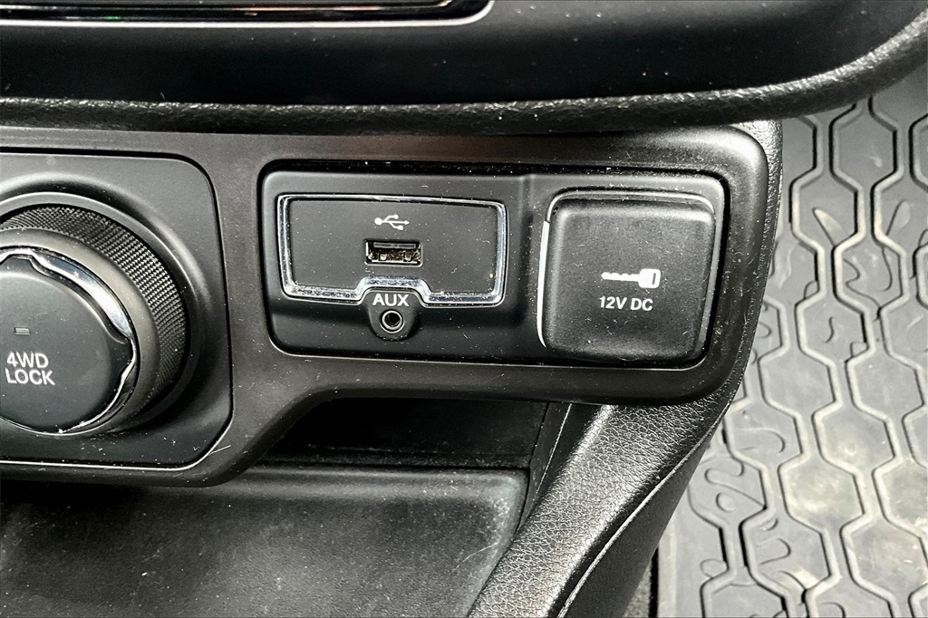 2019 Jeep Renegade Sport - Photo 27