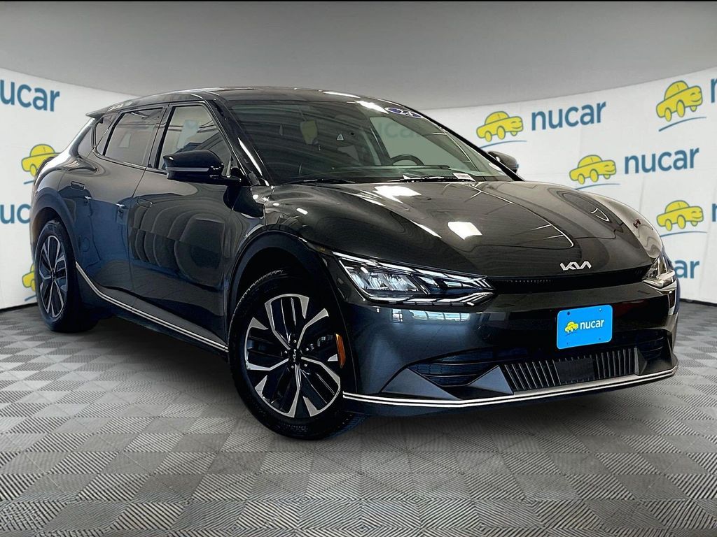 2024 Kia EV6 Light